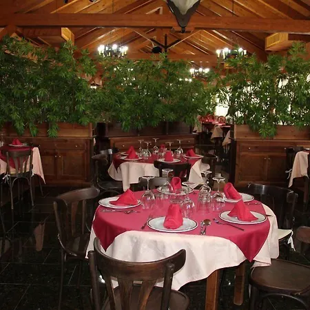 Alojamento de Acomodação e Pequeno-almoço La Real Quinta San Jose 3*