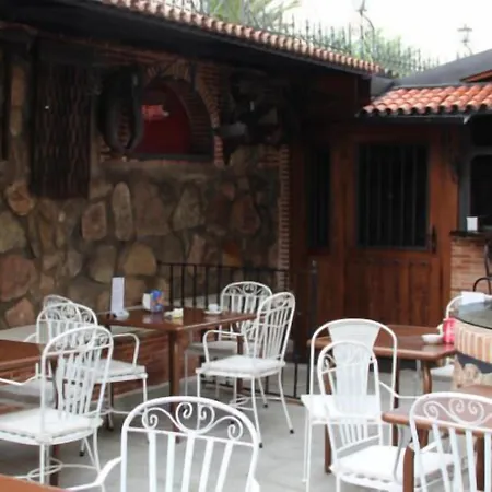 La Real Quinta San Jose 3* Piedralaves