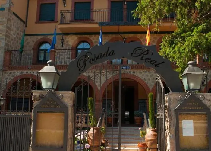 La Real Quinta San Jose Bed & Breakfast Piedralaves